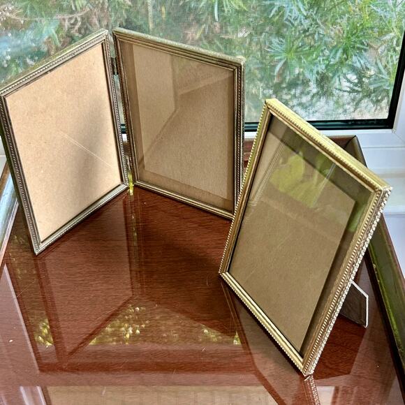 Vintage Gold-Tone 5x7 Frame Set – Single & Double Hinged (3 Photo Display) - Picture 1 of 12